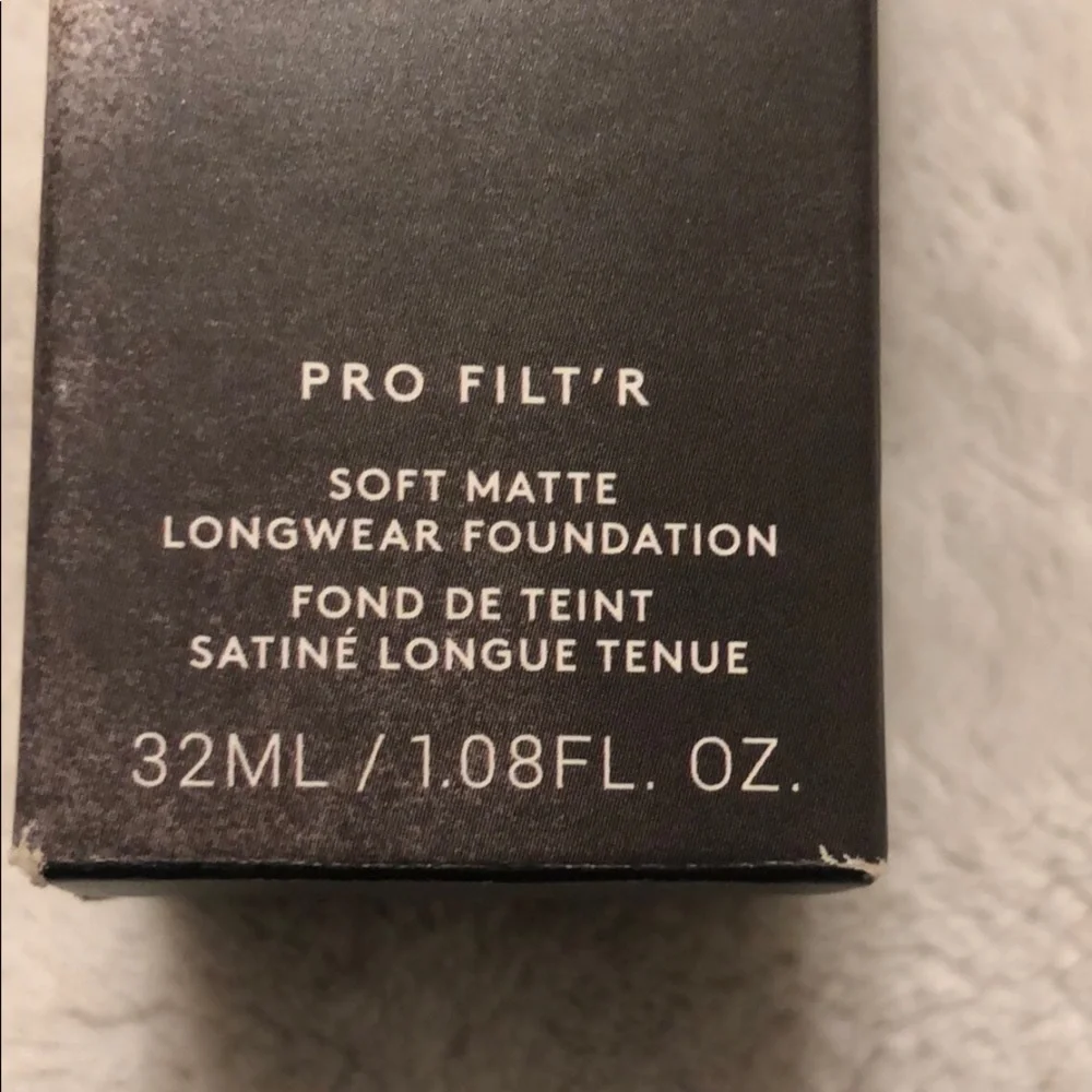 Fenty 470 Pro Filt’r Soft Matte Foundation